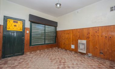 VENTA CASA 3 AMBIENTES GUERNICA LOTE PROPIO 10 X30