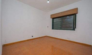 VENTA CASA 3 AMBIENTES GUERNICA LOTE PROPIO 10 X30