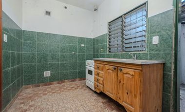 VENTA CASA 3 AMBIENTES GUERNICA LOTE PROPIO 10 X30