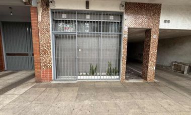 VENTA LOCAL COMERCIAL CASEROS - APTO VIVIENDA