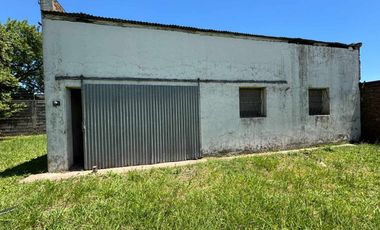 CASA QUINTA EN VENTA EN BRAGADO CON GALPON