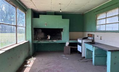 CASA QUINTA EN VENTA EN BRAGADO CON GALPON