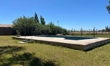 CASA QUINTA EN VENTA EN BRAGADO CON GALPON