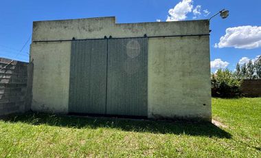 CASA QUINTA EN VENTA EN BRAGADO CON GALPON