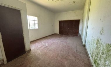 CASA QUINTA EN VENTA EN BRAGADO CON GALPON