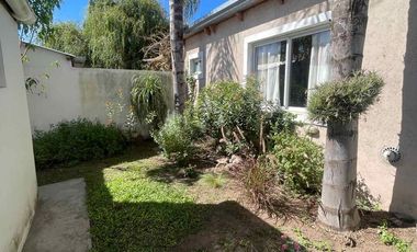 CASA EN VENTA EN BRAGADO CON QUINCHO