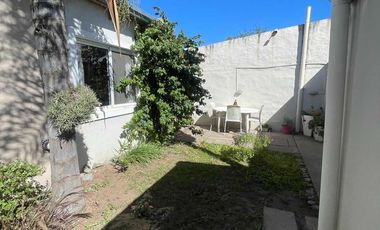 CASA EN VENTA EN BRAGADO CON QUINCHO