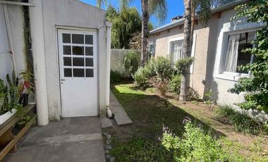 CASA EN VENTA EN BRAGADO CON QUINCHO