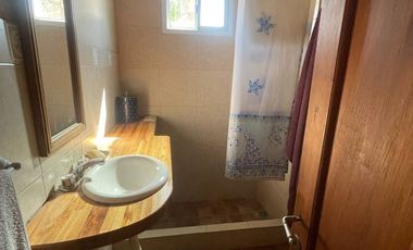 CASA EN VENTA EN BRAGADO CON QUINCHO