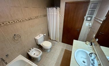 VENTA CASA 4 AMB EN MECHONGUE ,GENERAL ALVARADO