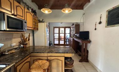 VENTA CASA 4 AMB EN MECHONGUE ,GENERAL ALVARADO