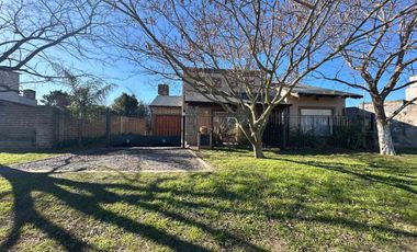 VENTA CASA 4 AMB EN MECHONGUE ,GENERAL ALVARADO