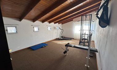 VENTA CASA 4 AMB EN MECHONGUE ,GENERAL ALVARADO