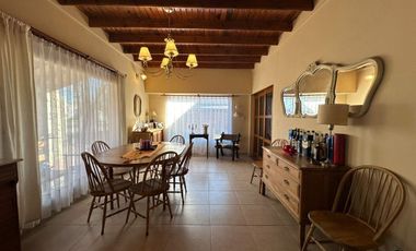 VENTA CASA 4 AMB EN MECHONGUE ,GENERAL ALVARADO