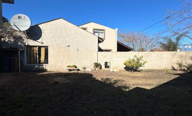 VENTA CASA 4 AMB EN MECHONGUE ,GENERAL ALVARADO