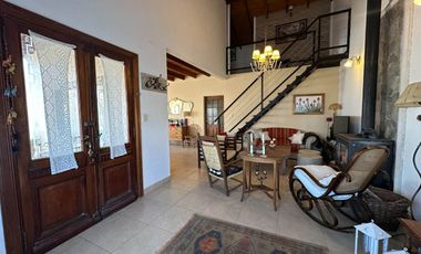 VENTA CASA 4 AMB EN MECHONGUE ,GENERAL ALVARADO