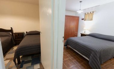 ALQUILER DE CASA 3 DORM./ B° MIRADOR DEL OLIVIA