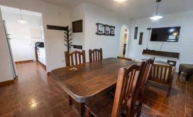 ALQUILER DE CASA 3 DORM./ B° MIRADOR DEL OLIVIA