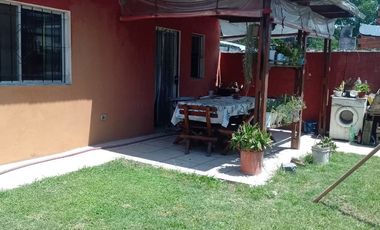 HERMOSA CASA EN TORTUGUITAS. AMPLIO PARQUE.
