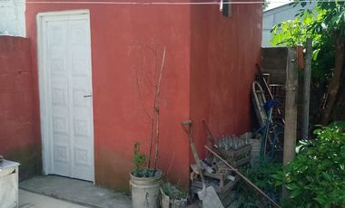 HERMOSA CASA EN TORTUGUITAS. AMPLIO PARQUE.
