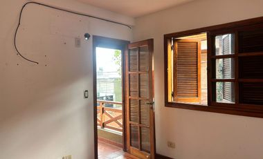 ALQUILER MORON 3 AMBIENTES PH AL FRENTE