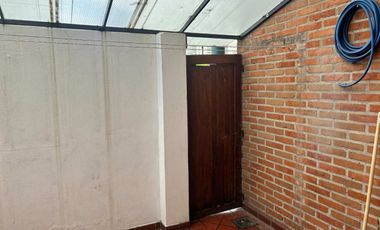 ALQUILER MORON 3 AMBIENTES PH AL FRENTE