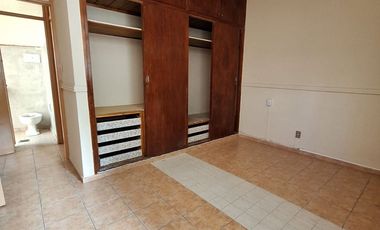 CASA DE 3 DORMITORIOS, SEXTA SECCIÓN, MENDOZA