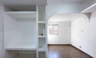 CASA EN VENTA ALEJANDRO KORN CON PILETA
