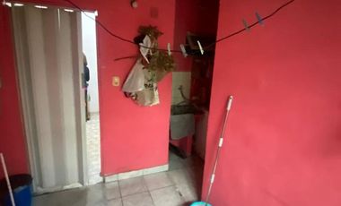 VENTA CASA 3 DORMITORIOS - BARRIO BOUCHARD