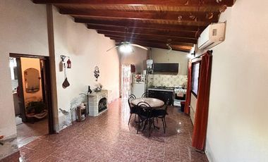 VENTA-CASA 4 AMB- ALDO BONZI