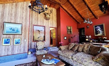 Casa en Arriendo en Condominio Lagunitas