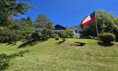 Casa en Arriendo en Condominio Lagunitas