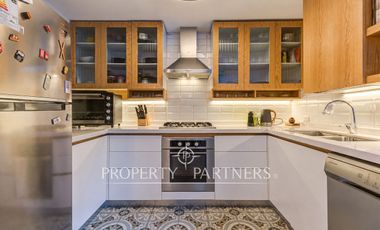 Exclusivo departamento en arriendo con patio privado en El Golf, Las Condes