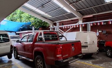 Se arrienda taller mecánico totalmente equipado
