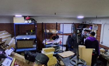 Se arrienda taller mecánico totalmente equipado