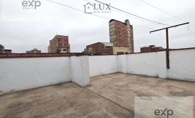 Departamento de 3 pisos en Centro de Lima por Mercado Central