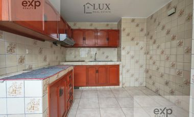 Departamento de 3 pisos en Centro de Lima por Mercado Central