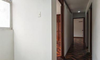 Departamento de 3 pisos en Centro de Lima por Mercado Central