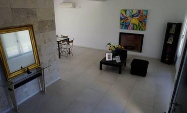 Venta Casa 3 Dormitorios Impecable en Los Sauces