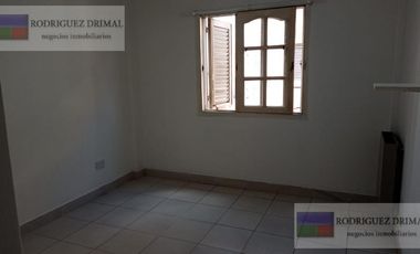 Departamento a 2 cuadras de la estacion!