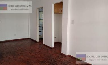 Departamento a 2 cuadras de la estacion!