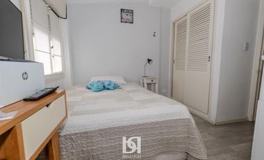 CASA CON PISCINA EN VENTA BARRIO CONSTITUCIÓN