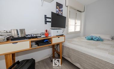 CASA CON PISCINA EN VENTA BARRIO CONSTITUCIÓN