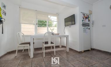 CASA CON PISCINA EN VENTA BARRIO CONSTITUCIÓN