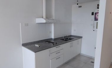 TRES DPTOS.DOS AMBIENTES EN ALQUILER