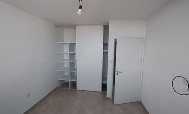 TRES DPTOS.DOS AMBIENTES EN ALQUILER