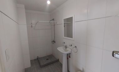 TRES DPTOS.DOS AMBIENTES EN ALQUILER