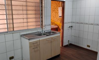 AMPLIA CASA SOLIDA QUINTA NORMAL