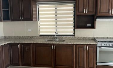 CASA EN RENTA EN  SALTILLO