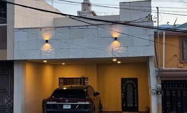 Venta de casa en  Villas las Fuentes zona sur